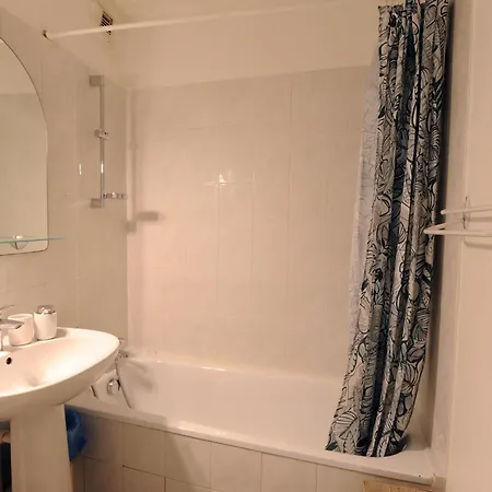 Bright & Cool Nest With A Beautiful Terrace Apartment Villeneuve-Loubet